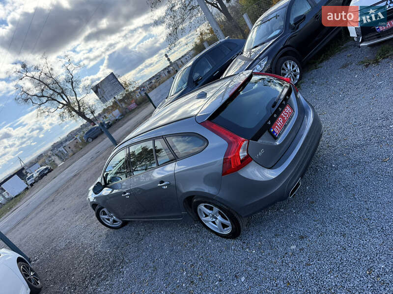 Универсал Volvo V60 2016 в Ровно фото 5 Универсал Volvo V60 2016 в Ровно
