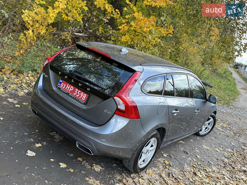 Универсал Volvo V60 2016 в Ровно фото 42 Универсал Volvo V60 2016 в Ровно