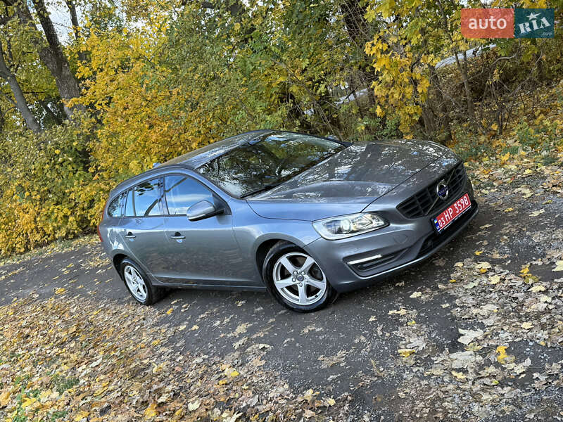 Универсал Volvo V60 2016 в Ровно фото 41 Универсал Volvo V60 2016 в Ровно