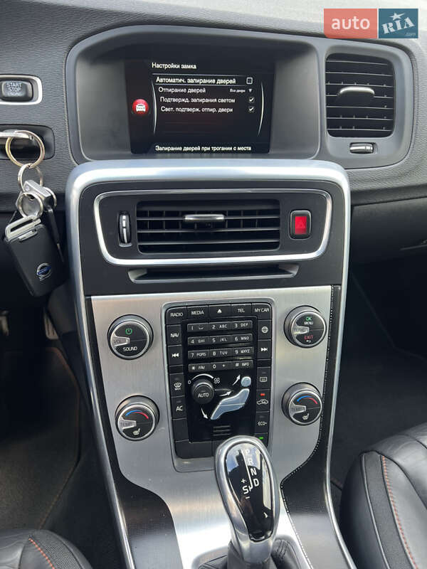 Універсал Volvo V60 2016 в Луцьку фото 47 Універсал Volvo V60 2016 в Луцьку