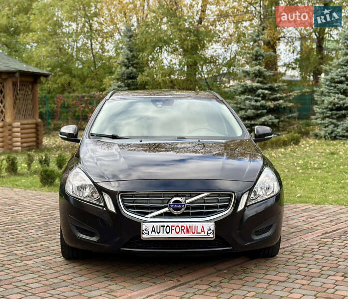 Універсал Volvo V60 2013 в Києві