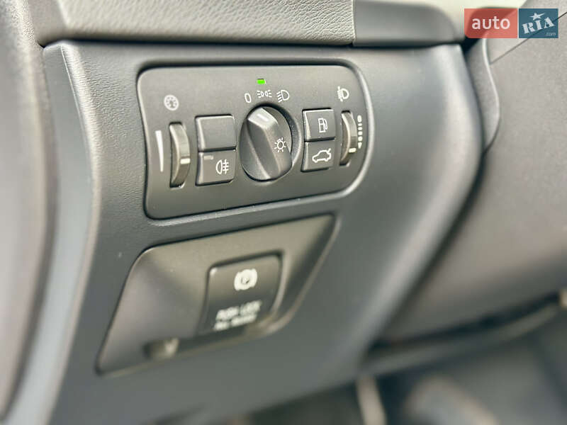 Універсал Volvo V60 2013 в Києві