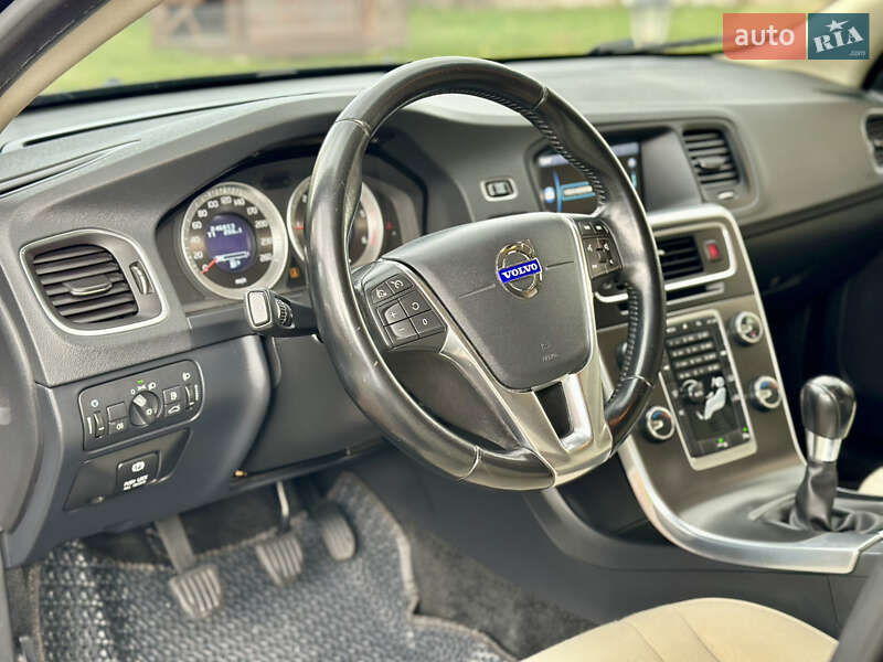 Універсал Volvo V60 2013 в Києві