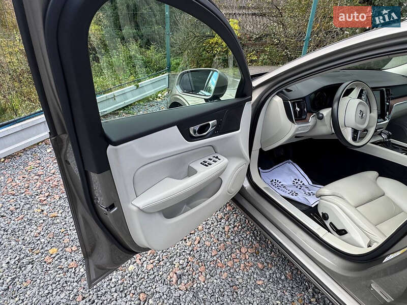 Универсал Volvo V60 2020 в Дрогобыче фото 50 Универсал Volvo V60 2020 в Дрогобыче