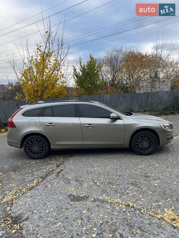 Універсал Volvo V60 2015 в Обухові фото 3 Універсал Volvo V60 2015 в Обухові