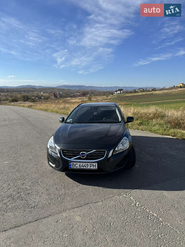 Универсал Volvo V60 2011 в Трускавце