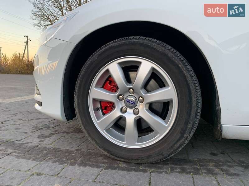 Універсал Volvo V60 2013 в Кременці