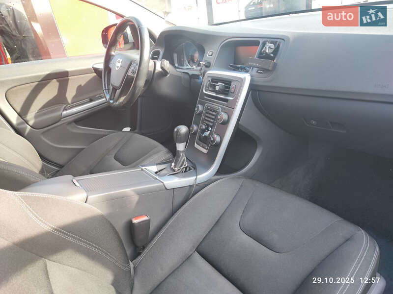 Универсал Volvo V60 2014 в Стрые