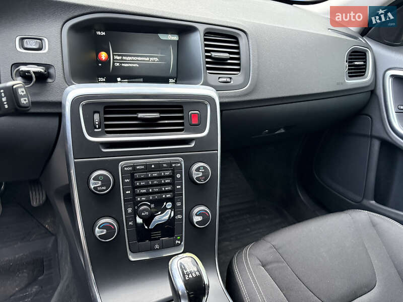 Універсал Volvo V60 2015 в Дубні фото 7 Універсал Volvo V60 2015 в Дубні