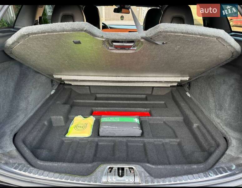 Універсал Volvo V60 2013 в Шепетівці