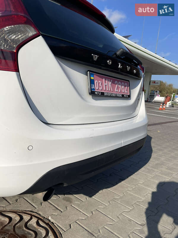 Універсал Volvo V60 2012 в Києві