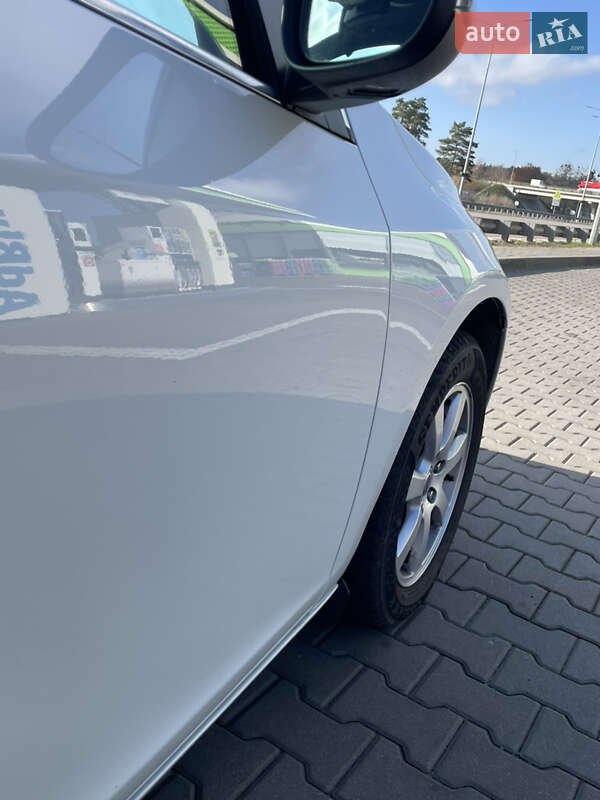 Універсал Volvo V60 2012 в Києві