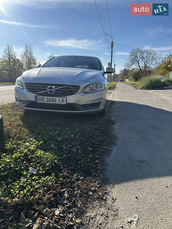 Универсал Volvo V60 2013 в Умани фото 5 Универсал Volvo V60 2013 в Умани