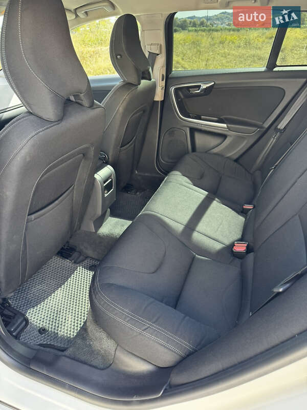 Універсал Volvo V60 2013 в Харкові фото 4 Універсал Volvo V60 2013 в Харкові