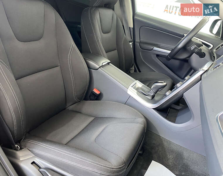 Универсал Volvo V60 2018 в Львове