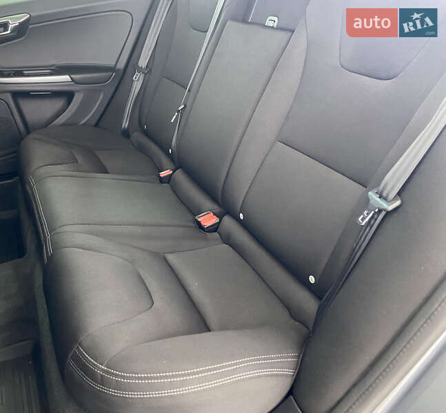 Универсал Volvo V60 2018 в Львове