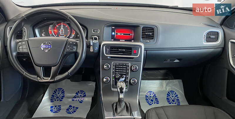 Универсал Volvo V60 2018 в Львове