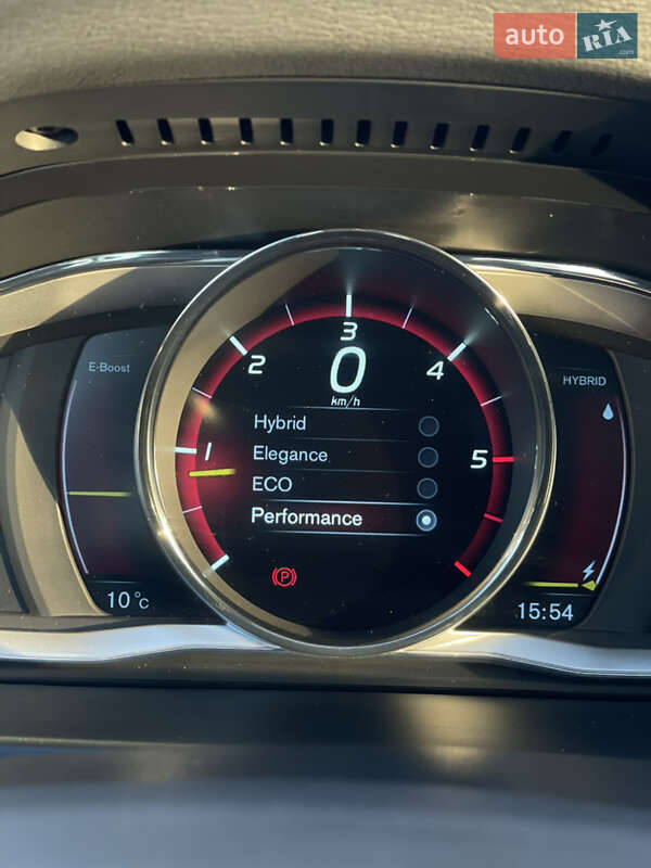 Універсал Volvo V60 2014 в Золочеві