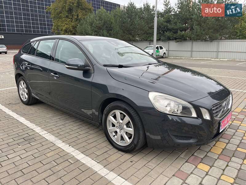 Volvo V60 2013 Volvo V60 2013