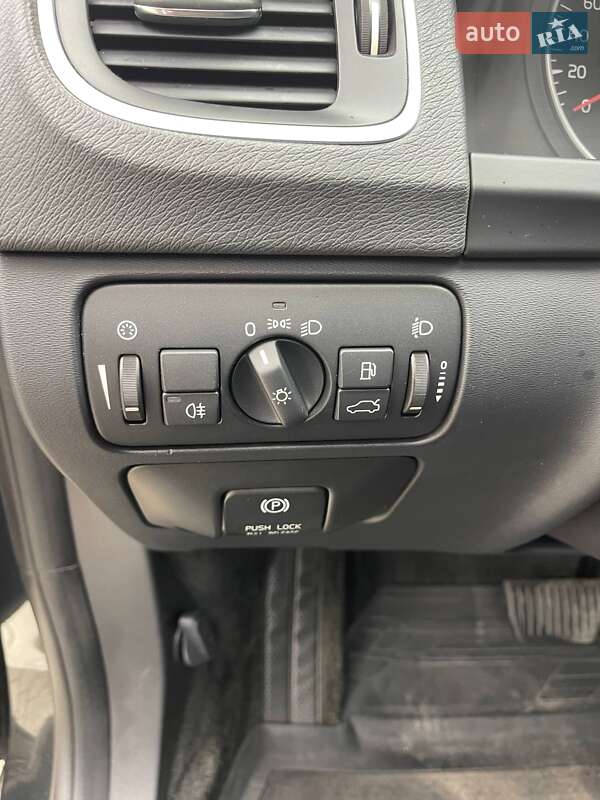 Універсал Volvo V60 2013 в Луцьку