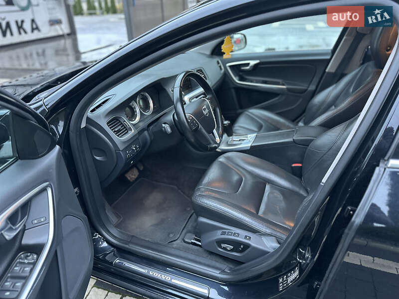 Универсал Volvo V60 2011 в Бродах фото 14 Универсал Volvo V60 2011 в Бродах