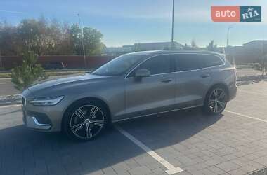 Універсал Volvo V60 2021 в Дубні