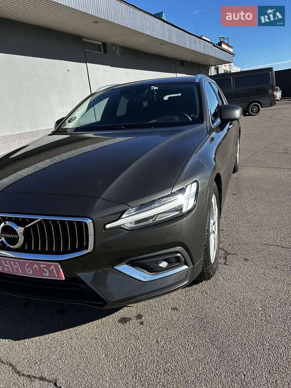 Универсал Volvo V60 2019 в Львове