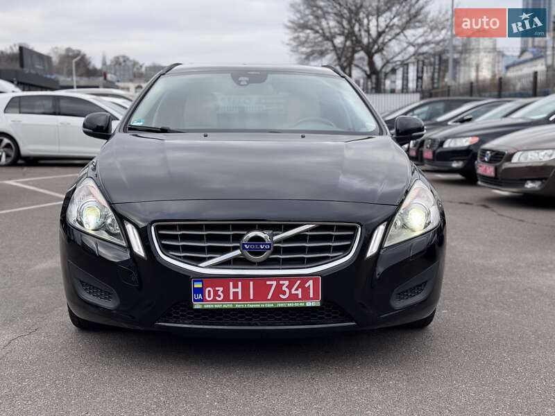 Універсал Volvo V60 2012 в Києві