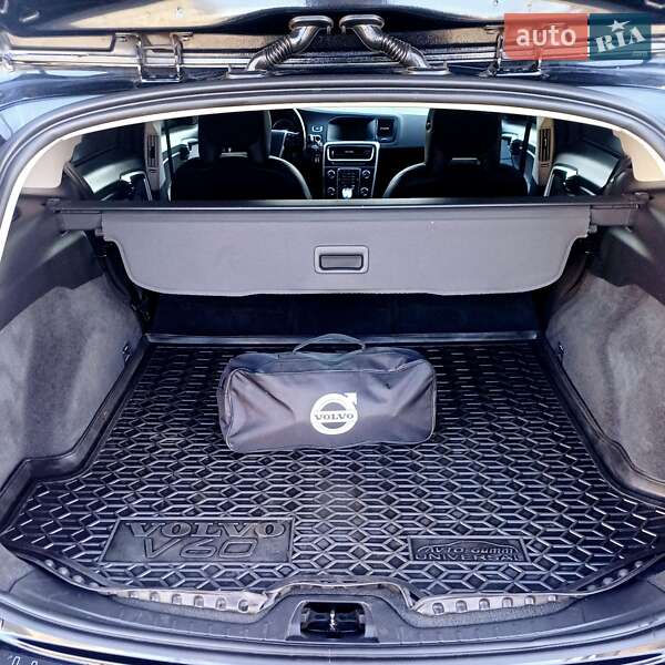 Универсал Volvo V60 2012 в Киеве