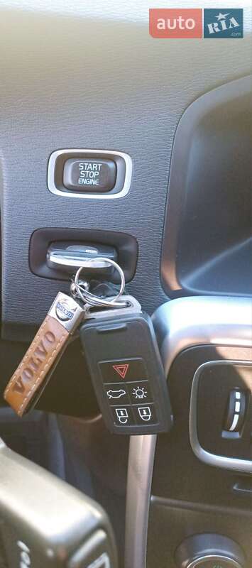 Универсал Volvo V60 2012 в Киеве