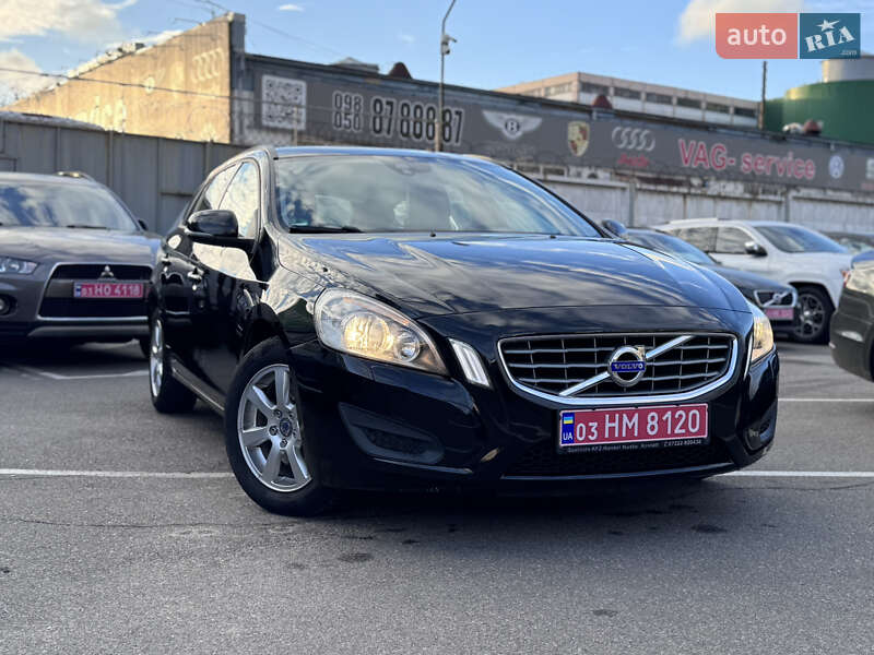 Универсал Volvo V60 2012 в Киеве фото 17 Универсал Volvo V60 2012 в Киеве