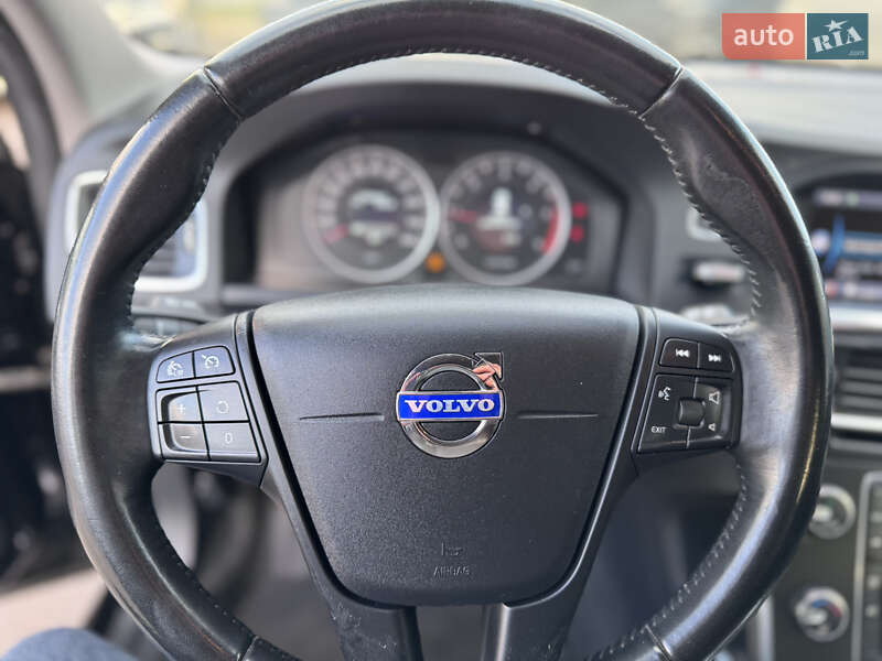 Универсал Volvo V60 2012 в Киеве фото 47 Универсал Volvo V60 2012 в Киеве