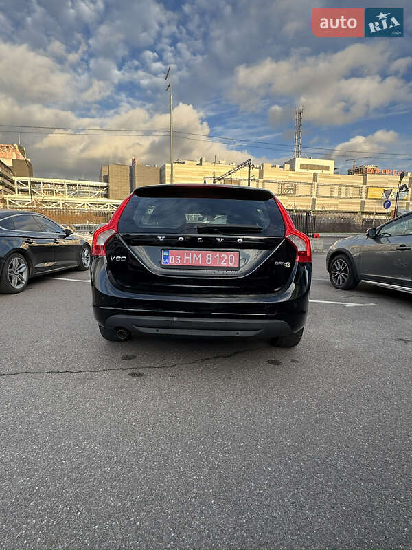 Универсал Volvo V60 2012 в Киеве фото 61 Универсал Volvo V60 2012 в Киеве