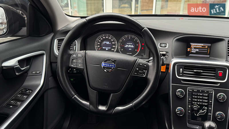 Универсал Volvo V60 2011 в Ровно