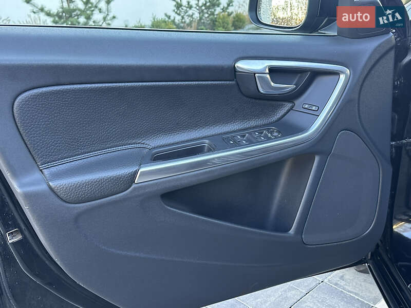 Универсал Volvo V60 2011 в Луцке