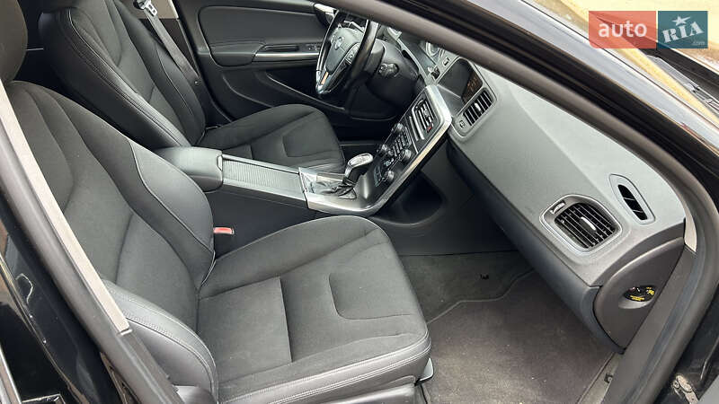 Універсал Volvo V60 2013 в Калуші