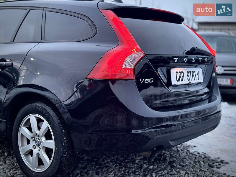 Універсал Volvo V60 2011 в Стрию
