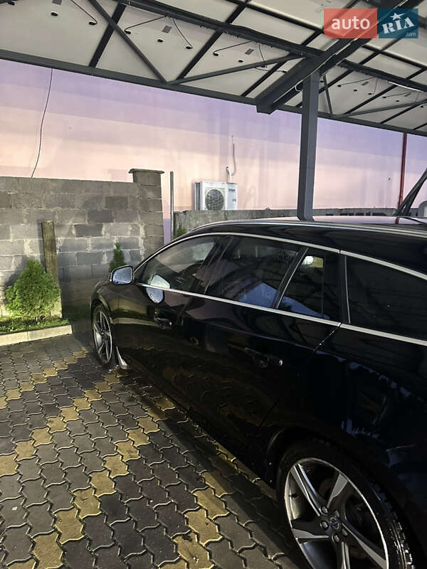 Універсал Volvo V60 2011 в Іршаві