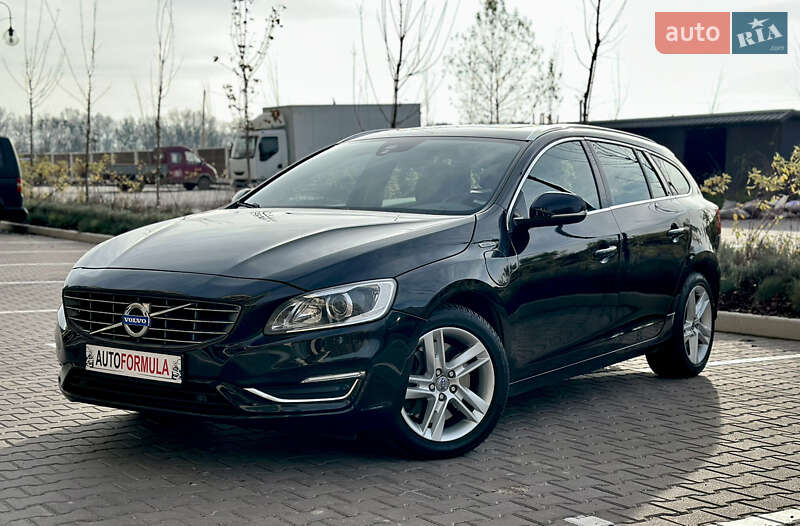 Универсал Volvo V60 2014 в Киеве