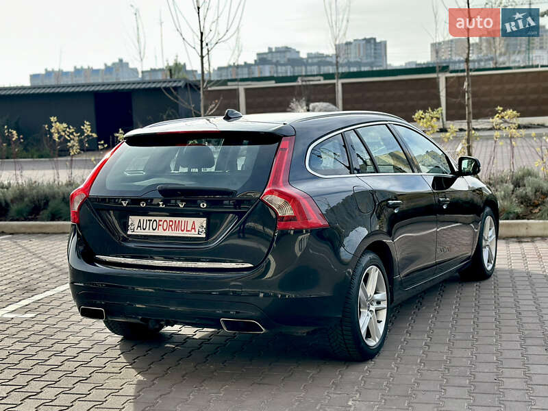 Универсал Volvo V60 2014 в Киеве