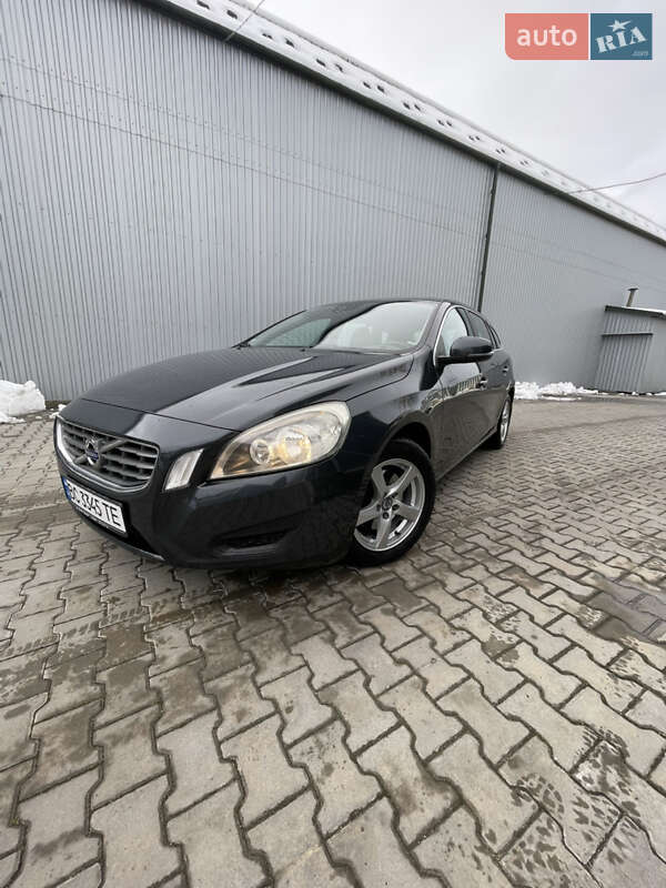 Універсал Volvo V60 2011 в Стрию