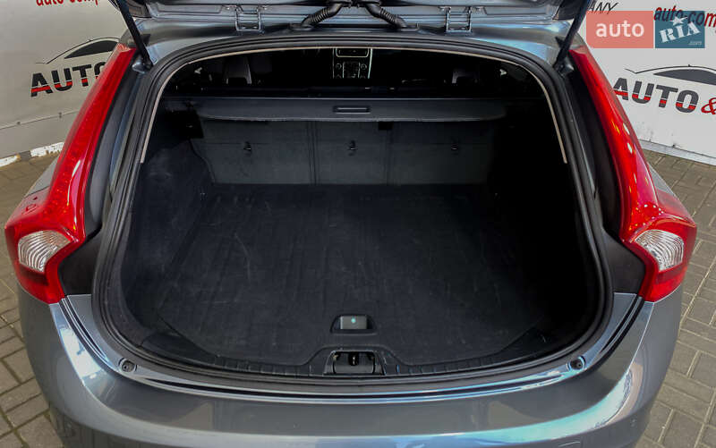 Универсал Volvo V60 2018 в Львове фото 5 Универсал Volvo V60 2018 в Львове