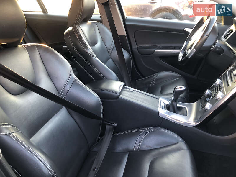 Универсал Volvo V60 2015 в Мостиске фото 17 Универсал Volvo V60 2015 в Мостиске
