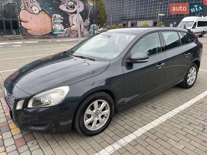 Volvo V60 2013 Volvo V60 2013