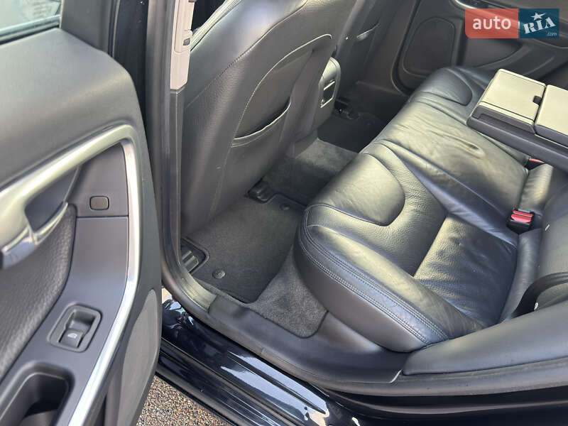 Універсал Volvo V60 2011 в Києві фото 34 Універсал Volvo V60 2011 в Києві