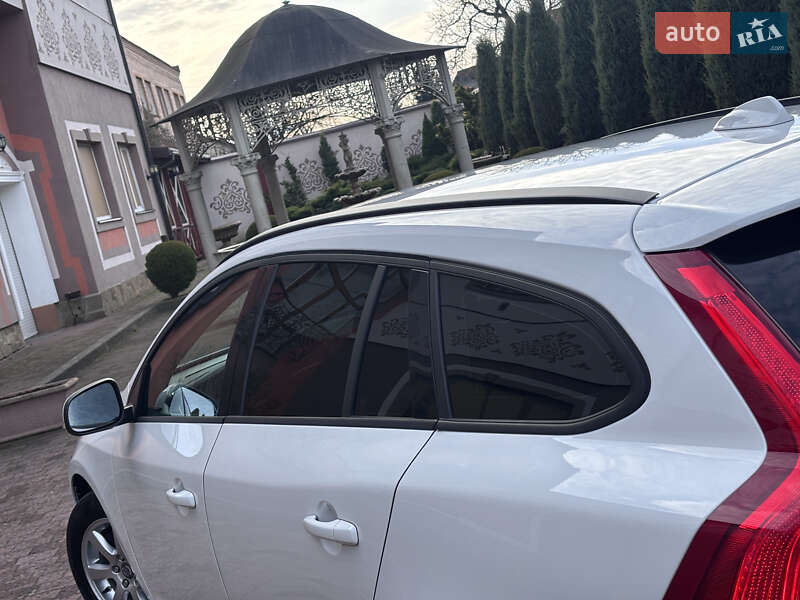 Универсал Volvo V60 2013 в Стрые