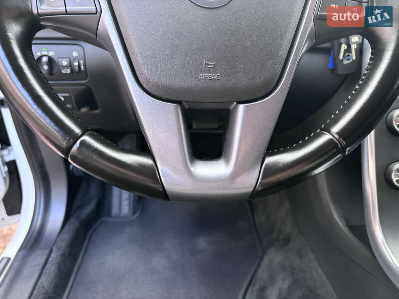 Универсал Volvo V60 2013 в Стрые