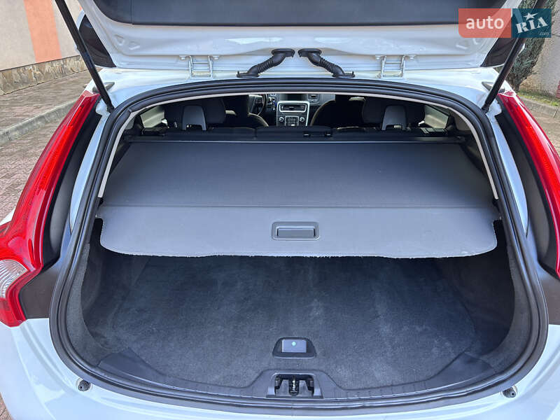 Универсал Volvo V60 2013 в Стрые