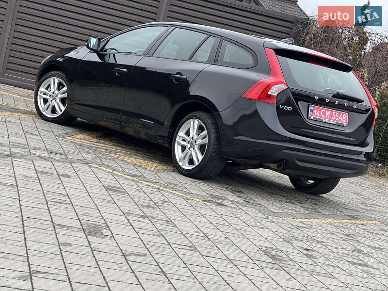 Универсал Volvo V60 2012 в Стрые фото 69 Универсал Volvo V60 2012 в Стрые