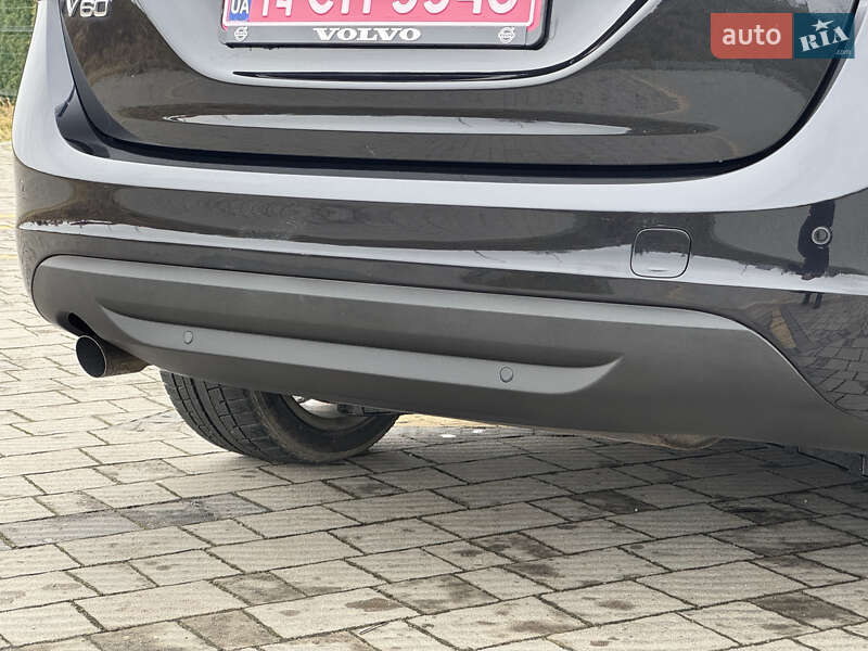 Универсал Volvo V60 2012 в Стрые фото 79 Универсал Volvo V60 2012 в Стрые